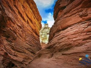 Excursion d'une journée au Canyon Coloré et au Trou Bleu depuis Charm El Cheikh