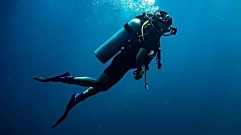 diving