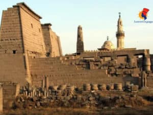 Excursion d'une journée à Louxor Rives Est et Ouest en Égypte